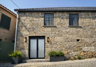 Moradia T3 para Venda em Caparrosa e Silvares