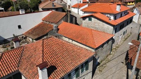 Moradia T3 para Venda em Caparrosa e Silvares