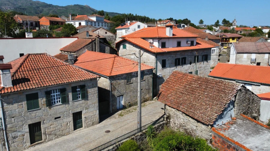 Moradia T3 para Venda em Caparrosa e Silvares Foto 4