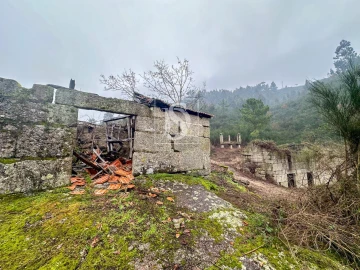 Moradia para Venda em Amarante (São Gonçalo), Madalena, Cepelos e Gatão