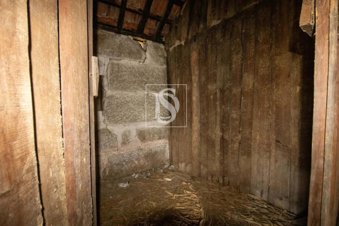 Moradia para Venda em Gestaço Foto 24