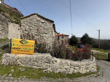 Moradia T1 para Venda em Valdreu