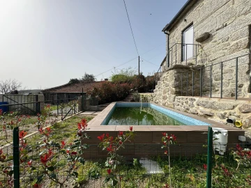 Moradia T1 para Venda em Valdreu