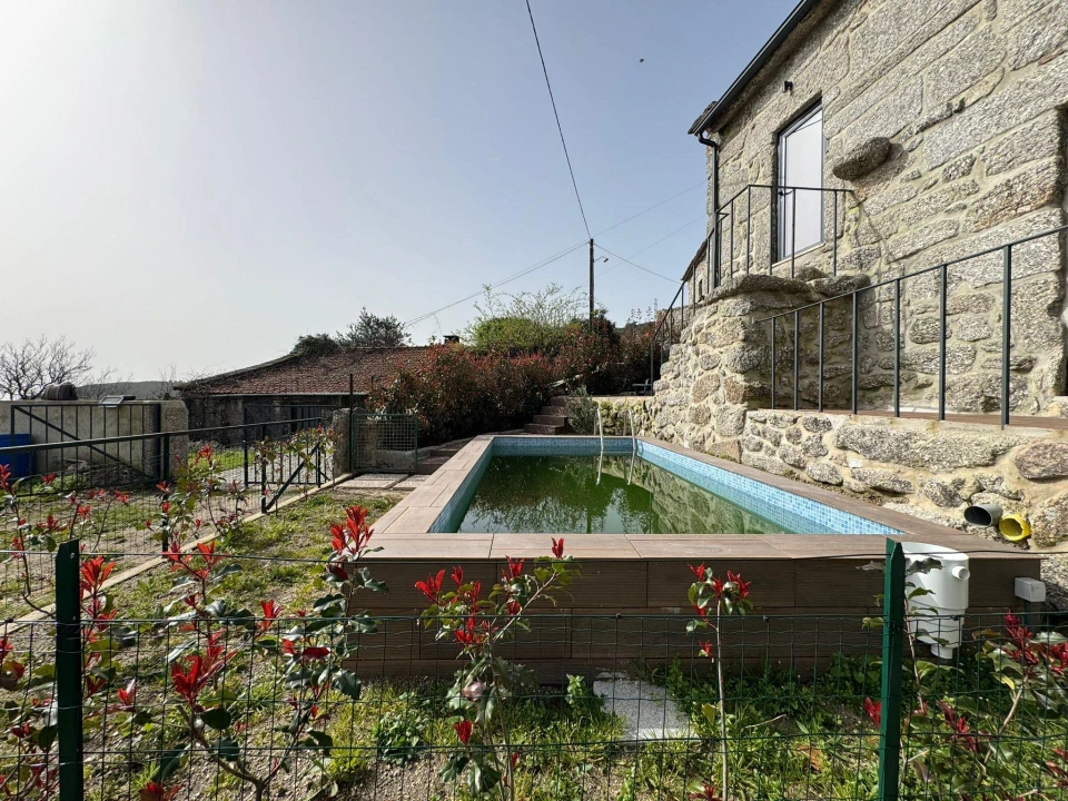 Moradia T1 para Venda em Valdreu Foto 4