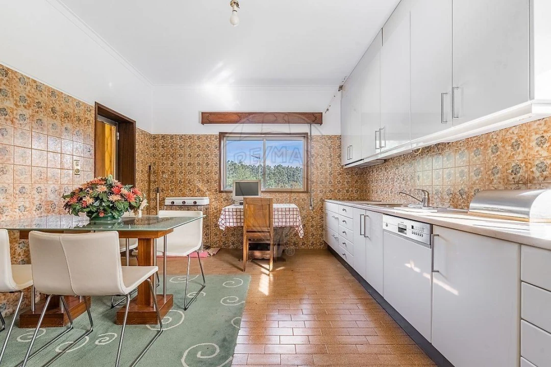 Moradia T4 para Venda em Quinchães Foto 15