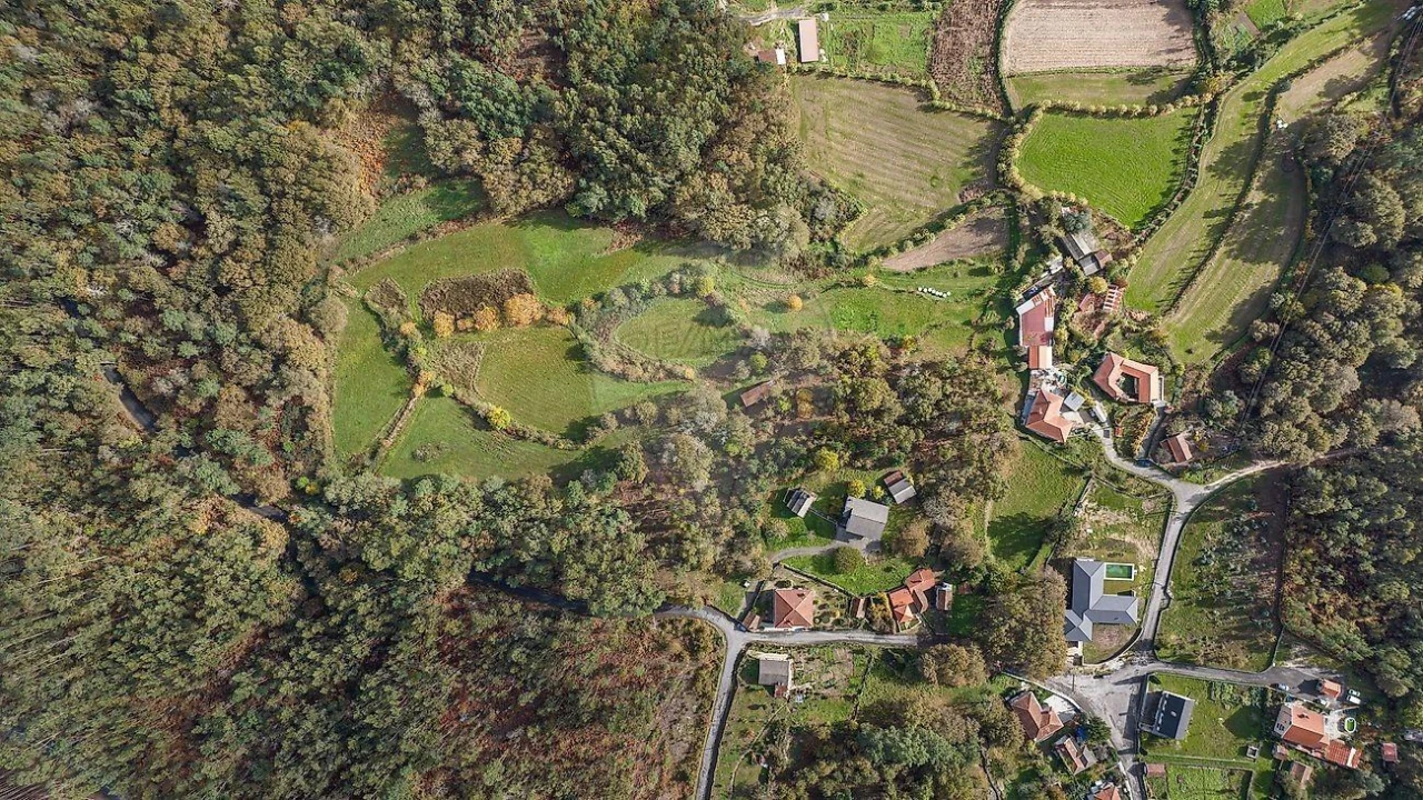 Moradia T4 para Venda em Quinchães Foto 36