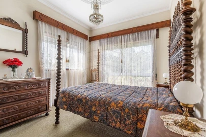 Moradia T4 para Venda em Quinchães