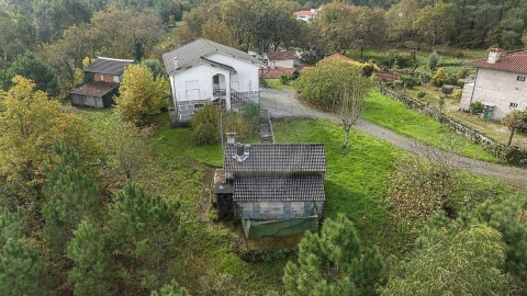 Moradia T4 para Venda em Quinchães