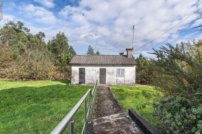Moradia T4 para Venda em Quinchães