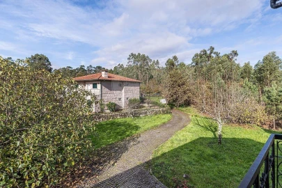 Moradia T4 para Venda em Quinchães