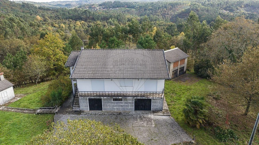 Moradia T4 para Venda em Quinchães Foto 44