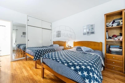 Apartamento T2 para Venda em Creixomil