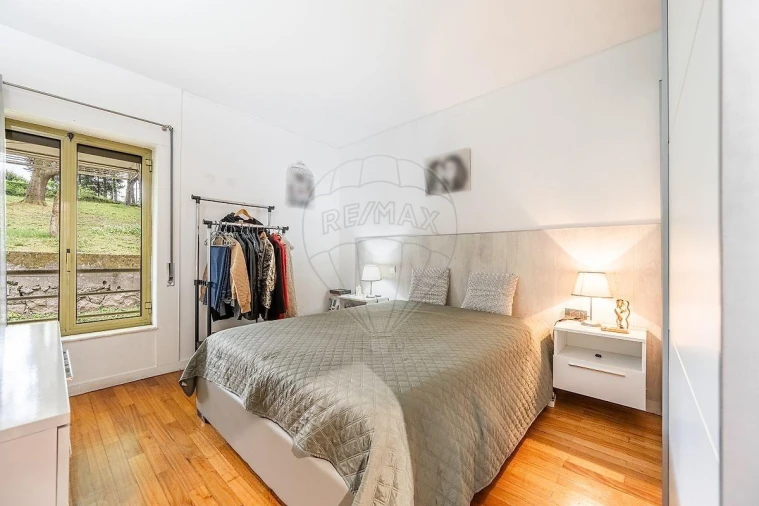 Apartamento T2 para Venda em Creixomil Foto 6