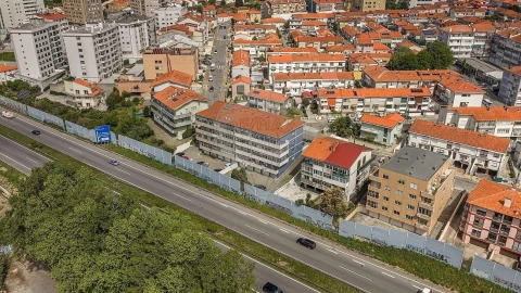 Apartamento T3 para Venda em Mafamude e Vilar do Paraíso