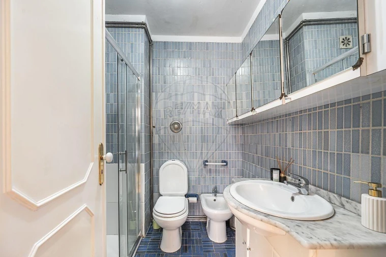 Apartamento T3 para Venda em Mafamude e Vilar do Paraíso Foto 4