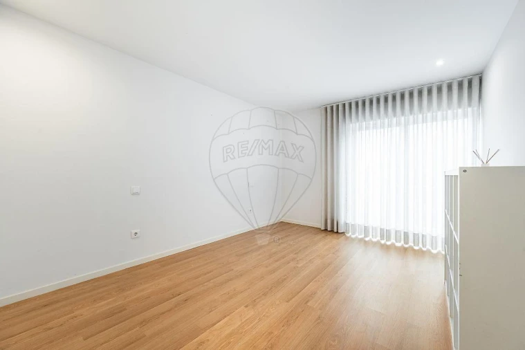 Moradia T3 para Venda em Vila Nova de Famalicão e Calendário Foto 21