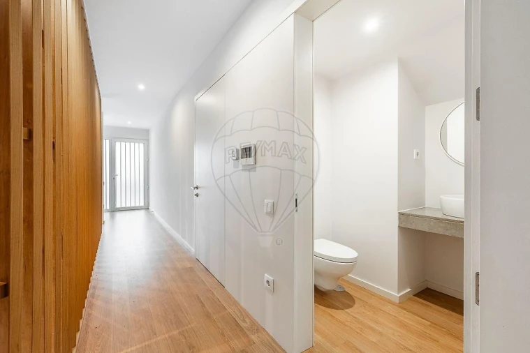 Moradia T3 para Venda em Vila Nova de Famalicão e Calendário Foto 8