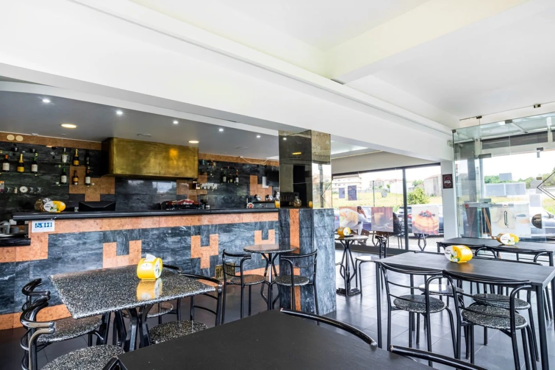 Negócio para Arrendamento em Coronado (São Romão e São Mamede) Foto 1