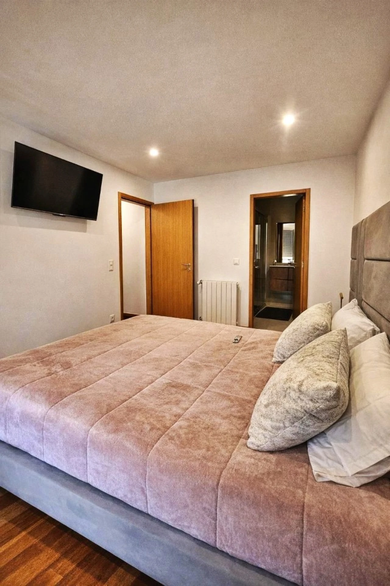 Apartamento T4 para Venda em Vilar de Pinheiro Foto 9