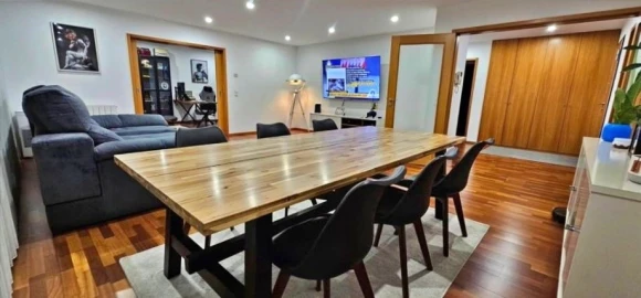 Apartamento T4 para Venda em Vilar de Pinheiro