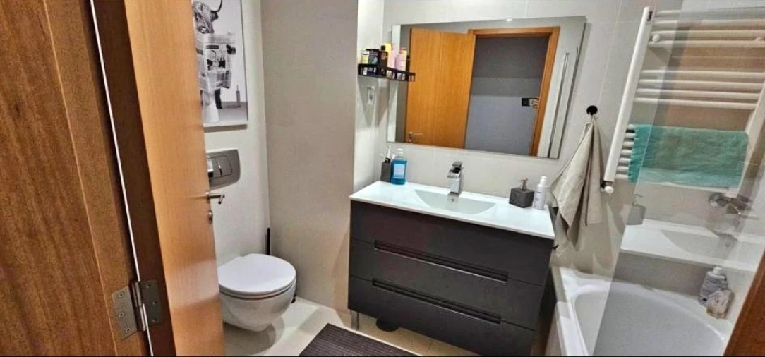 Apartamento T4 para Venda em Vilar de Pinheiro Foto 11