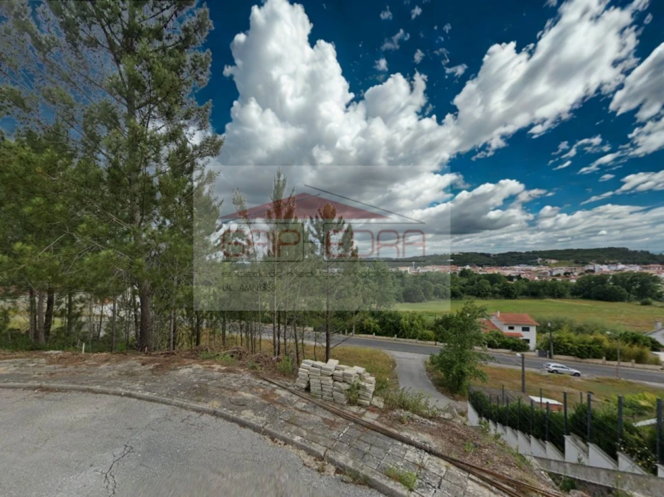 Terreno para Venda em Nossa Senhora das Misericordias Foto 4