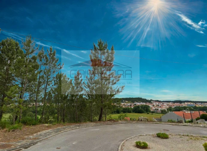 Terreno para Venda em Nossa Senhora das Misericordias Foto 2