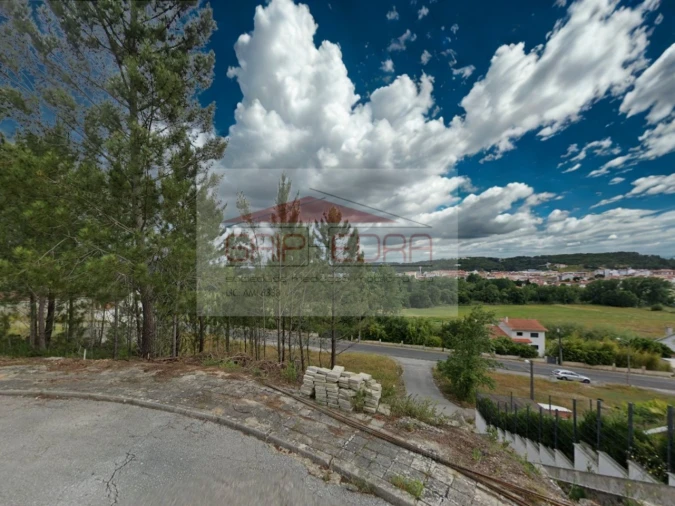 Terreno para Venda em Nossa Senhora das Misericordias Foto 4