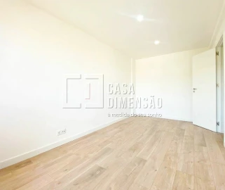 Apartamento T2 para Venda em Odivelas