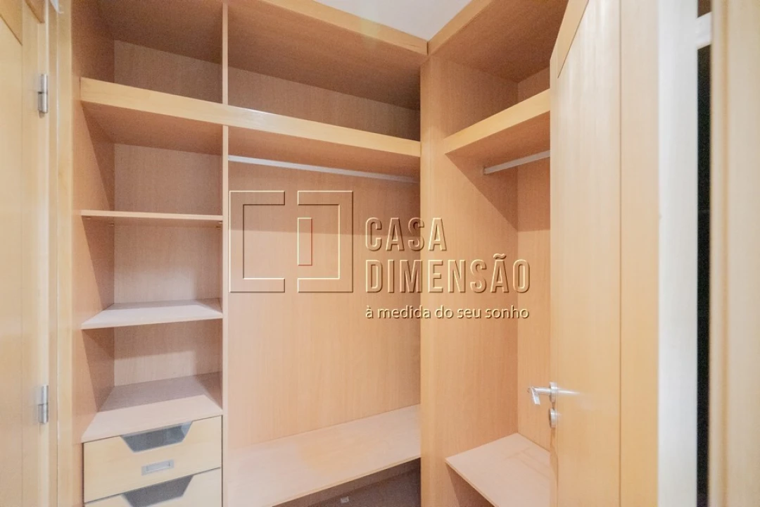 Apartamento T2 para Venda em Carnaxide e Queijas Foto 31