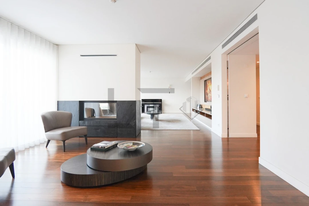 Apartamento T6 para Venda em Areeiro Foto 20