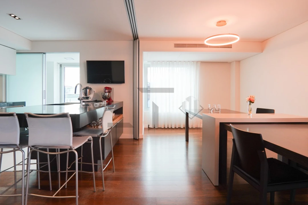 Apartamento T6 para Venda em Areeiro Foto 29