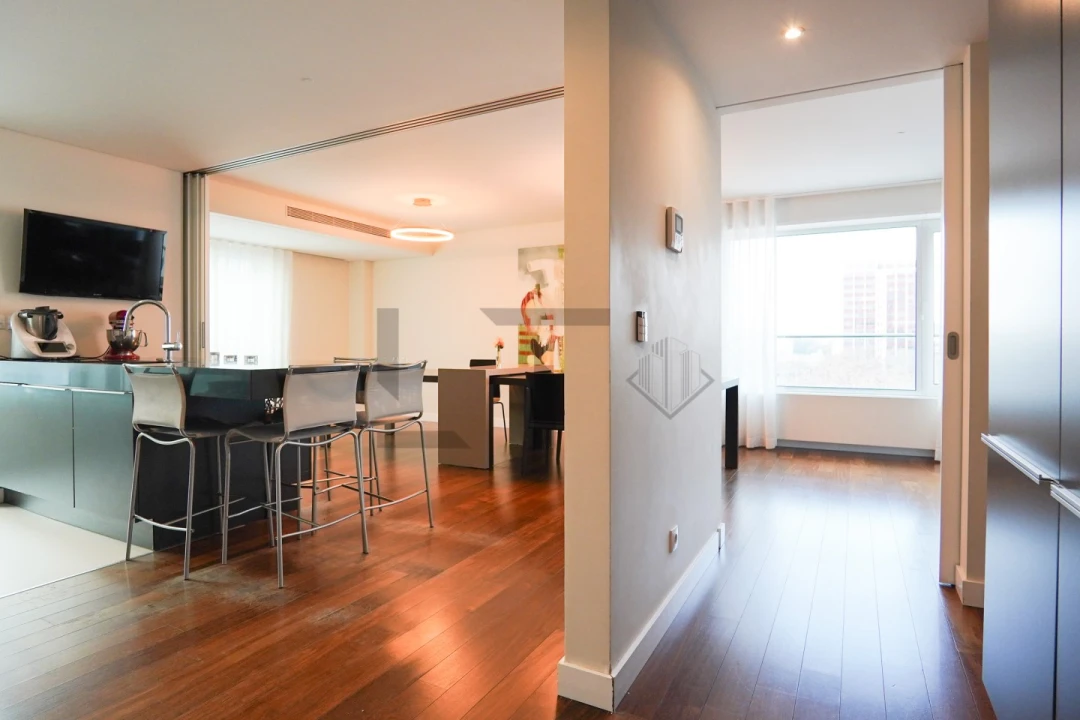 Apartamento T6 para Venda em Areeiro Foto 32