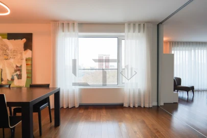Apartamento T6 para Venda em Areeiro