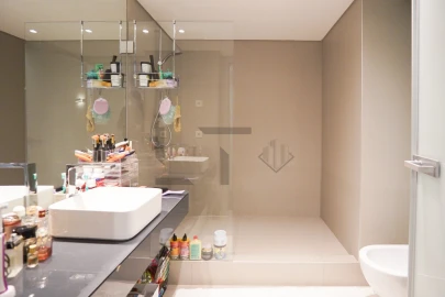 Apartamento T6 para Venda em Areeiro