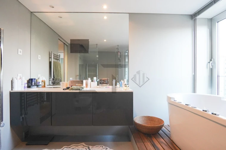 Apartamento T6 para Venda em Areeiro Foto 50