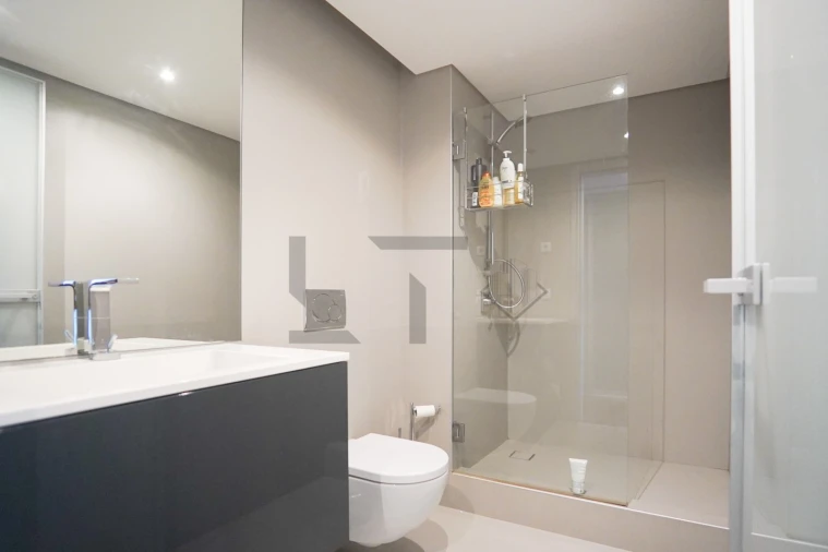 Apartamento T6 para Venda em Areeiro Foto 57