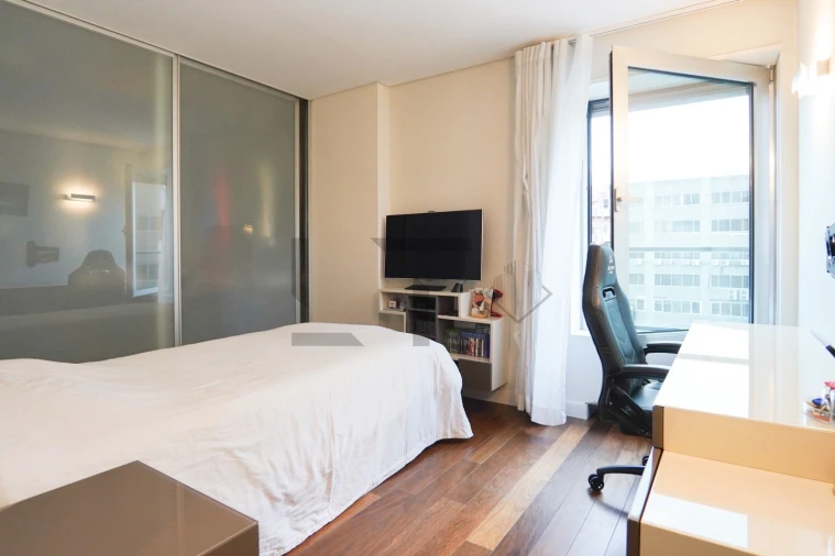 Apartamento T6 para Venda em Areeiro Foto 63