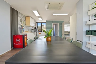 Escritório para Arrendamento em Avenidas Novas