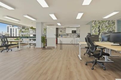 Escritório para Arrendamento em Avenidas Novas