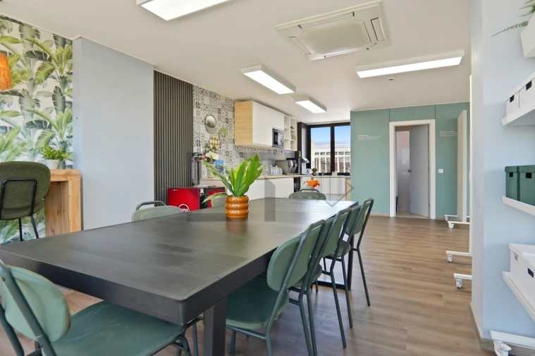 Escritório para Arrendamento em Avenidas Novas Foto 11