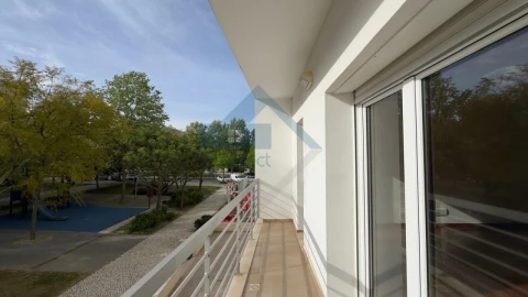 Apartamento T2 para Venda em Loule (São Clemente)
