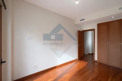Apartamento T2 para Venda em Loule (São Clemente)