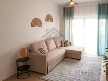 Apartamento T2 para Arrendamento em Portimão