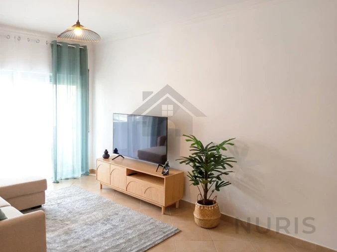 Apartamento T2 para Arrendamento em Portimão Foto 4