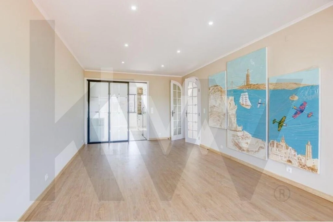 Apartamento T4 para Venda em Cascais e Estoril Foto 2