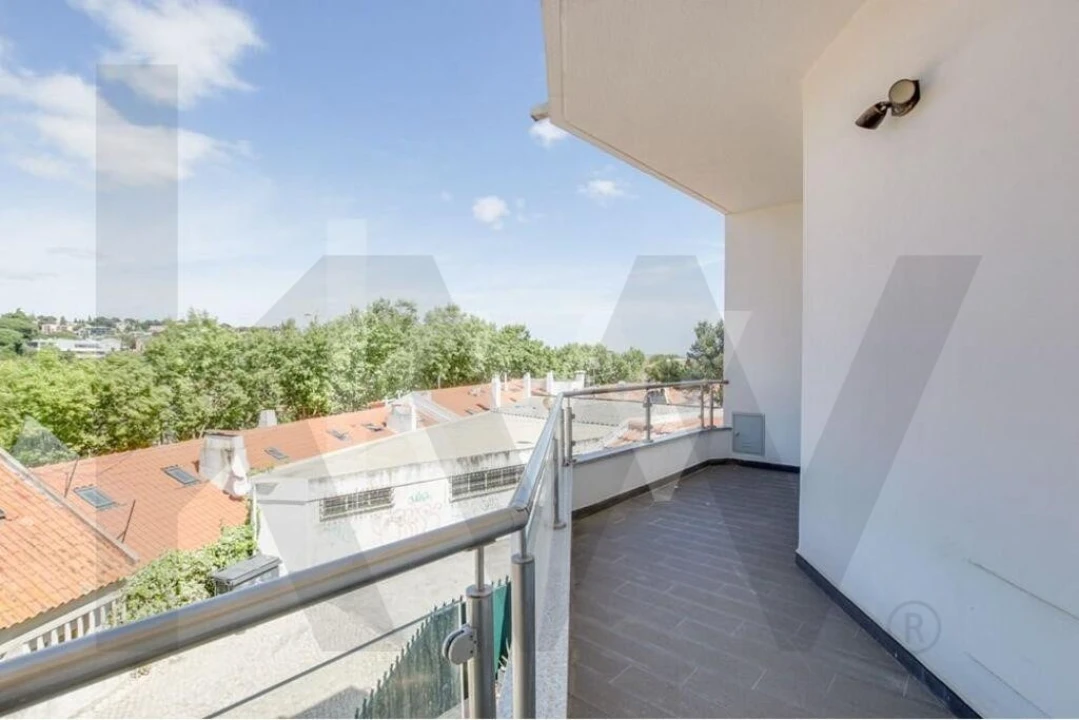 Apartamento T4 para Venda em Cascais e Estoril Foto 4