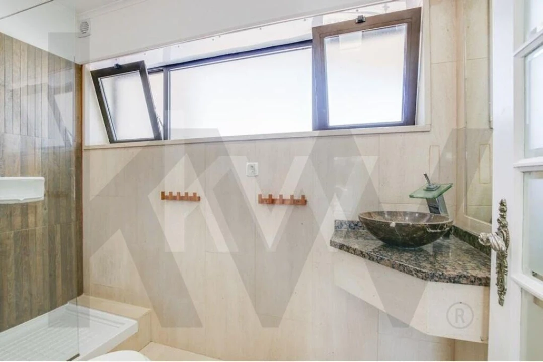 Apartamento T4 para Venda em Cascais e Estoril Foto 8