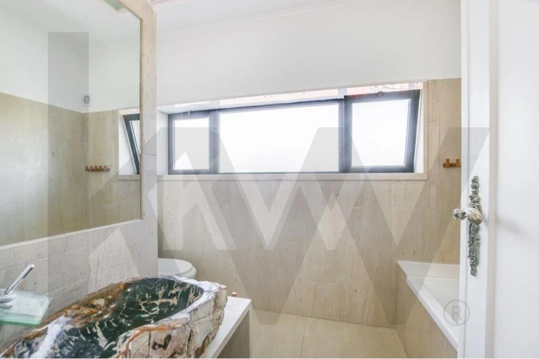 Apartamento T4 para Venda em Cascais e Estoril Foto 21