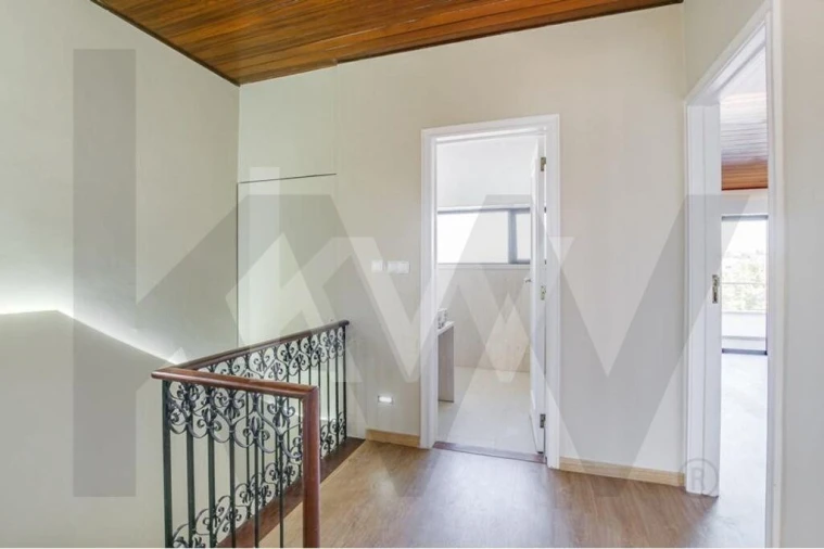 Apartamento T4 para Venda em Cascais e Estoril Foto 13